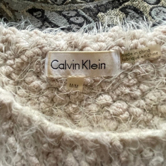 👽 Fuzzy sweater - Picture 4 of 7